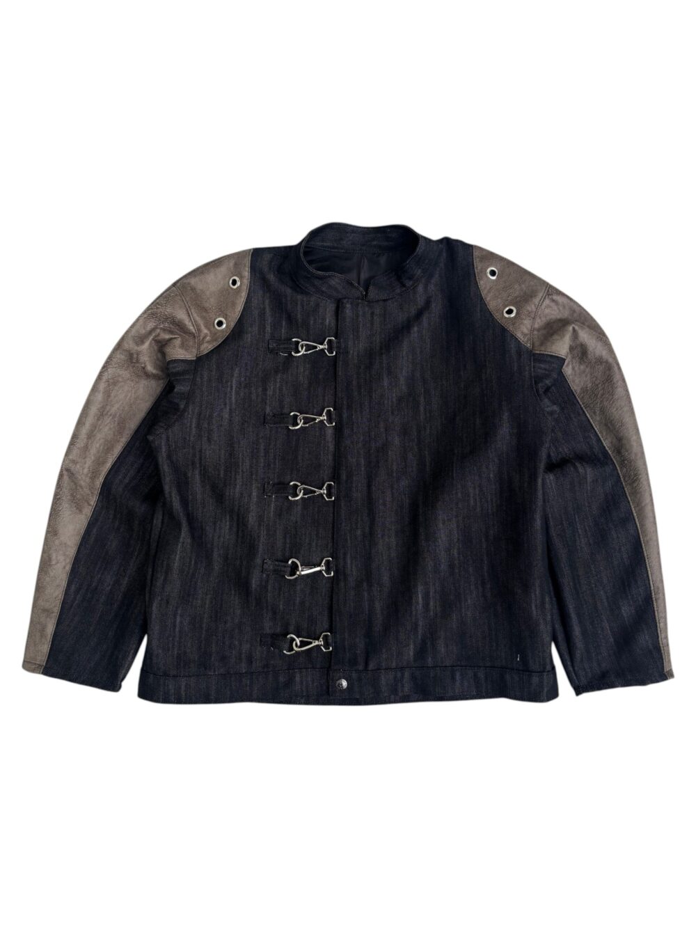 CLASP JACKET 001